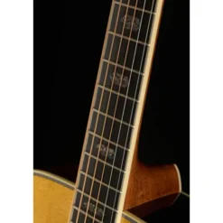 Martin Guitar J40