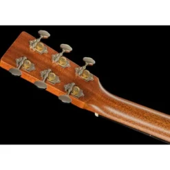 Martin Guitar 00017 LH