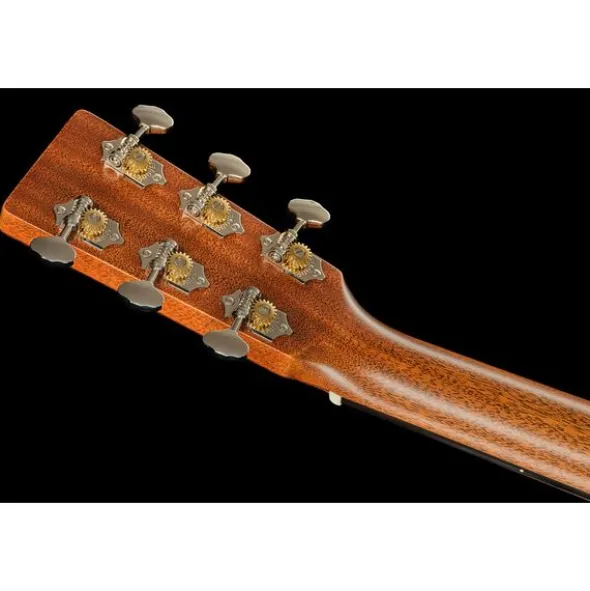 Martin Guitar 00017 LH