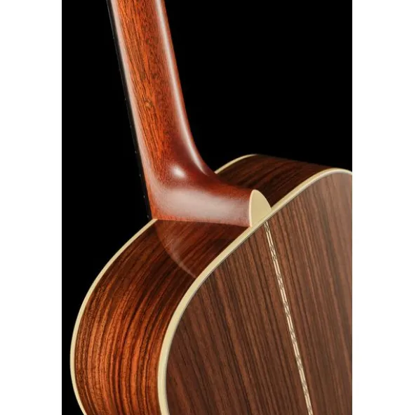 Martin Guitar OM28