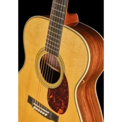 Martin Guitar OM28
