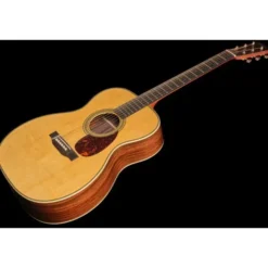 Martin Guitar OM28