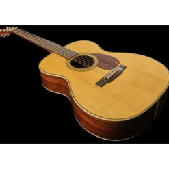 Martin Guitar OM28