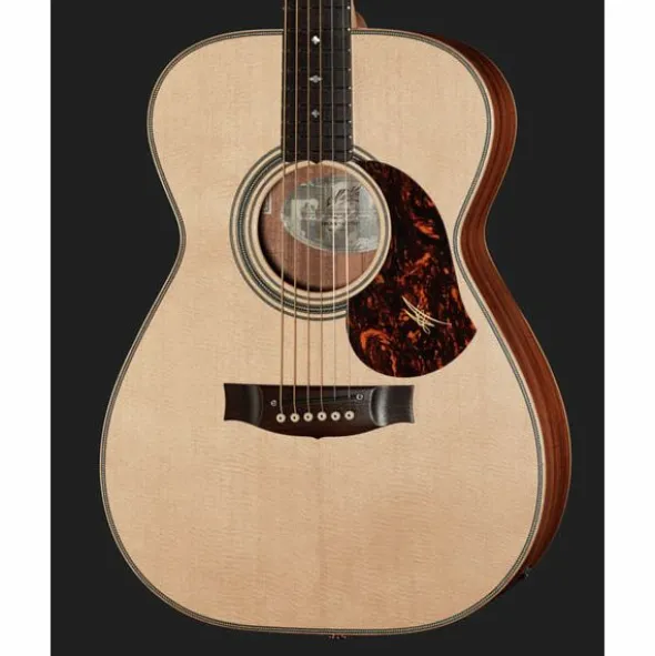 Maton EBG808A w/ Case