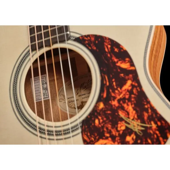 Maton EBG808C Artist
