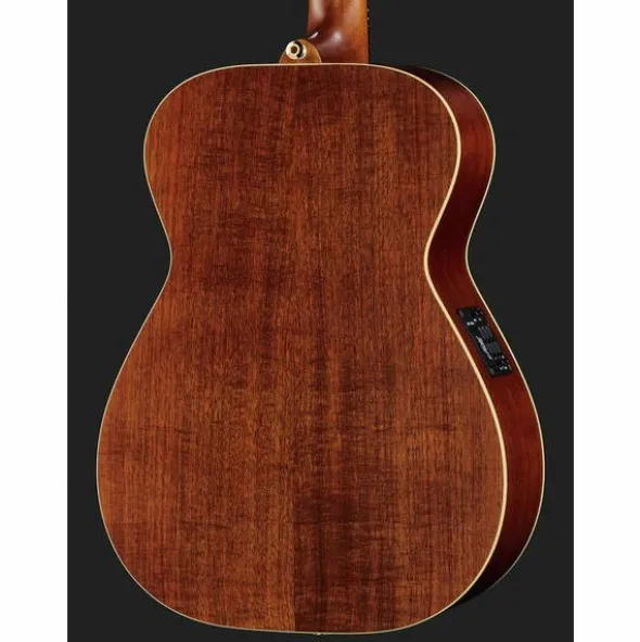 Maton EBG808 Nashville