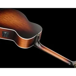 Maton Troubadour Traditional