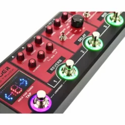 Mooer Red Truck