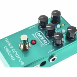 MXR M 83 Bass Chorus Deluxe
