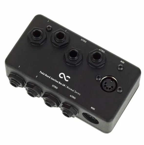One Control Pedalboard Patchbay 4M