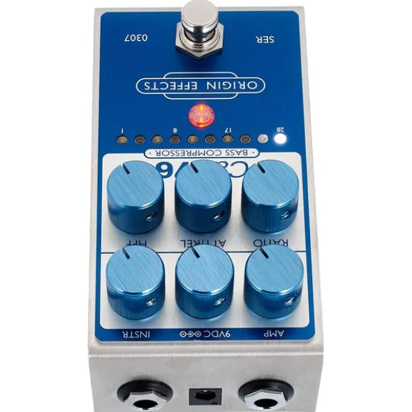 Origin Effects Cali76 V2 Bass Compressor BL