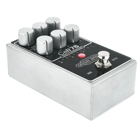 Origin Effects Cali76 V2 Bass Compressor BK