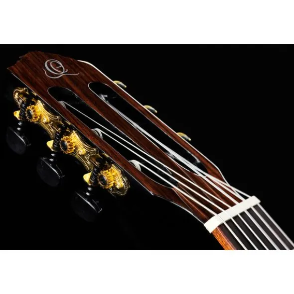 Ortega R221-3/4 BK