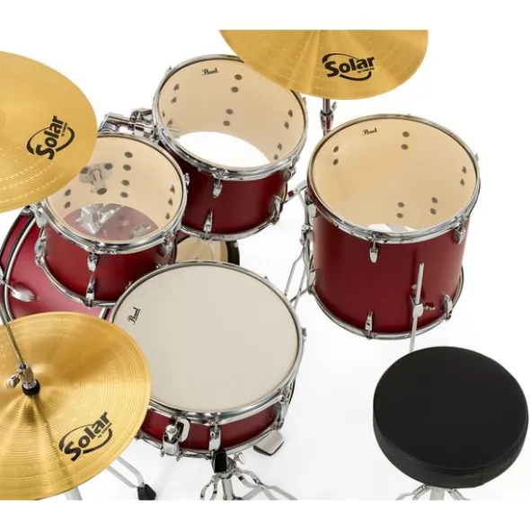 Pearl Roadshow 18" Plus Matte Red