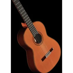 Ramirez Tradicional 1A w. case