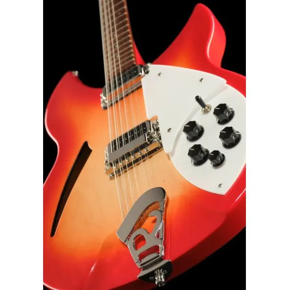 Rickenbacker 330/12 FG