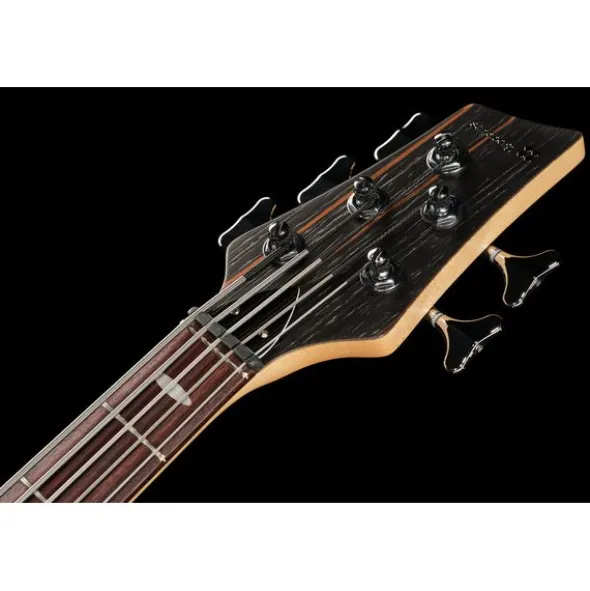 Sandberg Custom 5 Yolanda Charles Sig