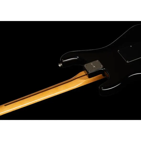 Squier CV 70s Strat HSS MN BLK Bundle