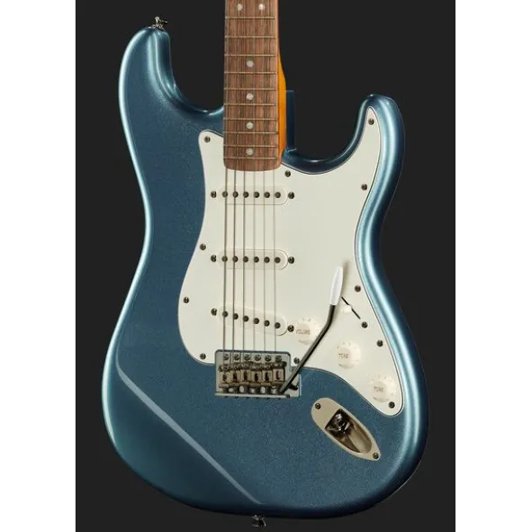 Squier CV 60s Strat LPB Bundle