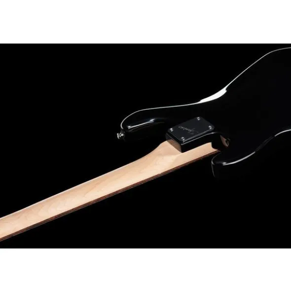 Squier Mini Strat V2 BK IL Bundle