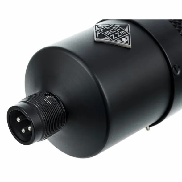 Telefunken M82