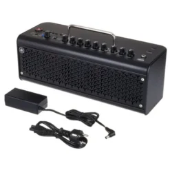 Yamaha THR30IIW Black Bundle