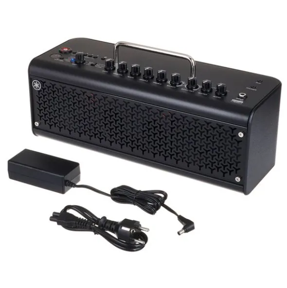 Yamaha THR30IIW Black Bundle