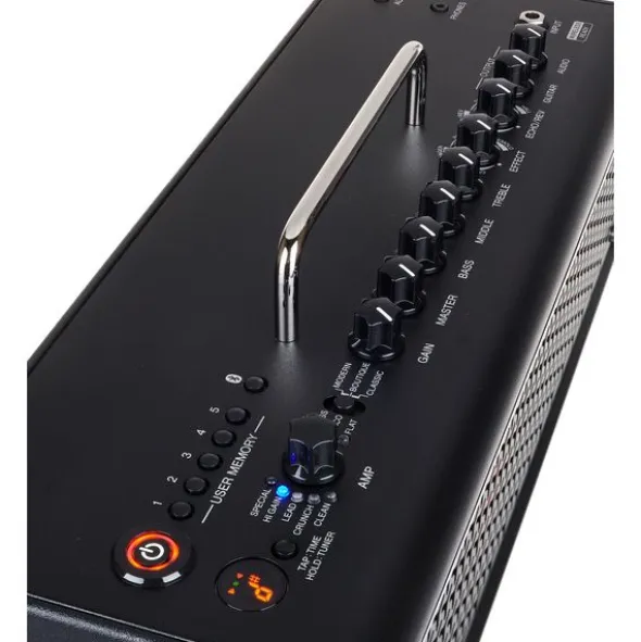 Yamaha THR30IIW Black Bundle